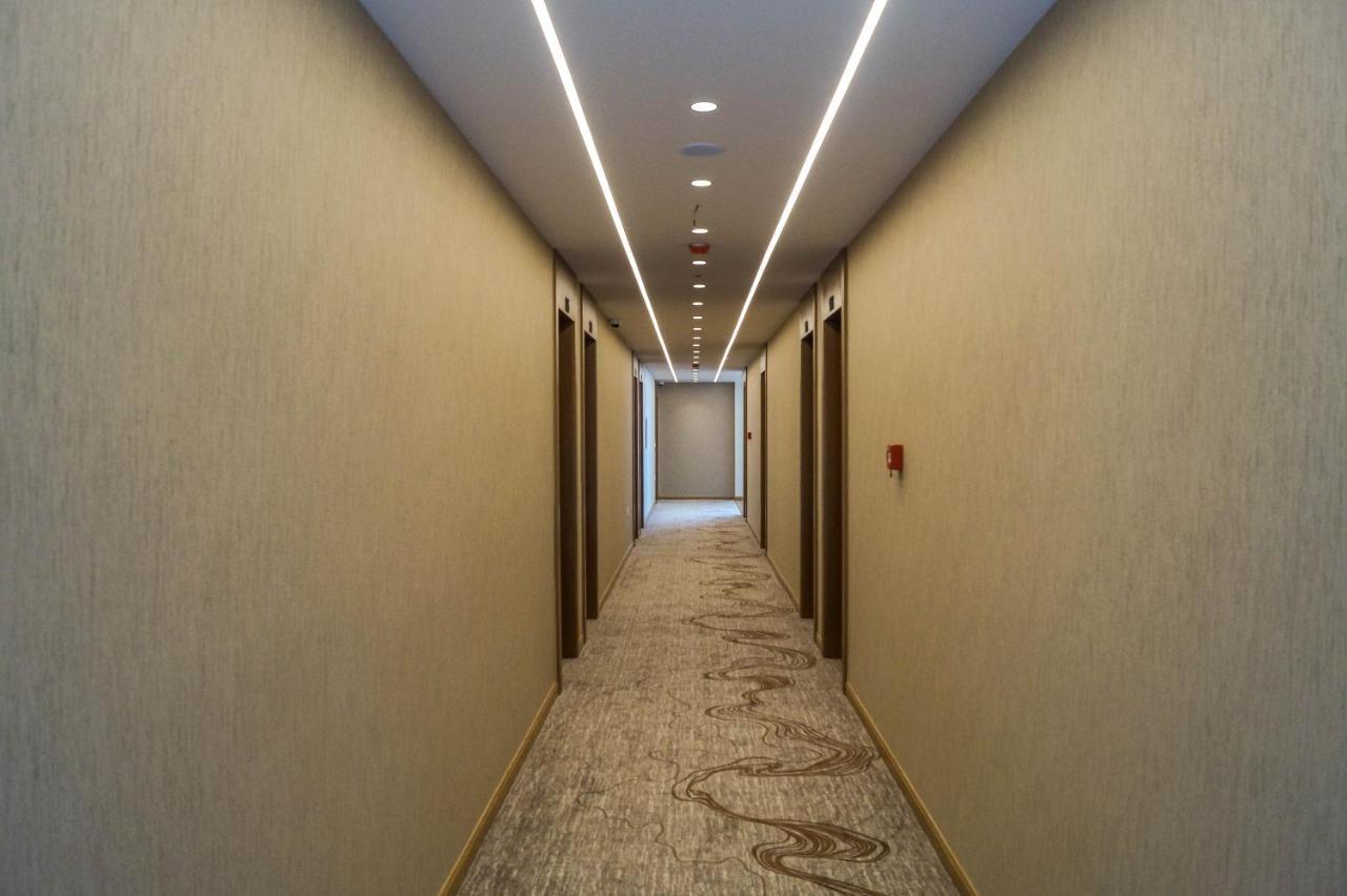 Red Hill Hotel Tirana Exteriér fotografie